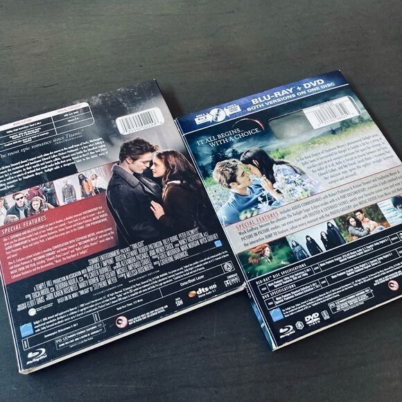Twilight Saga Eclipse BluRay DVD Lot - Picture 2 of 2